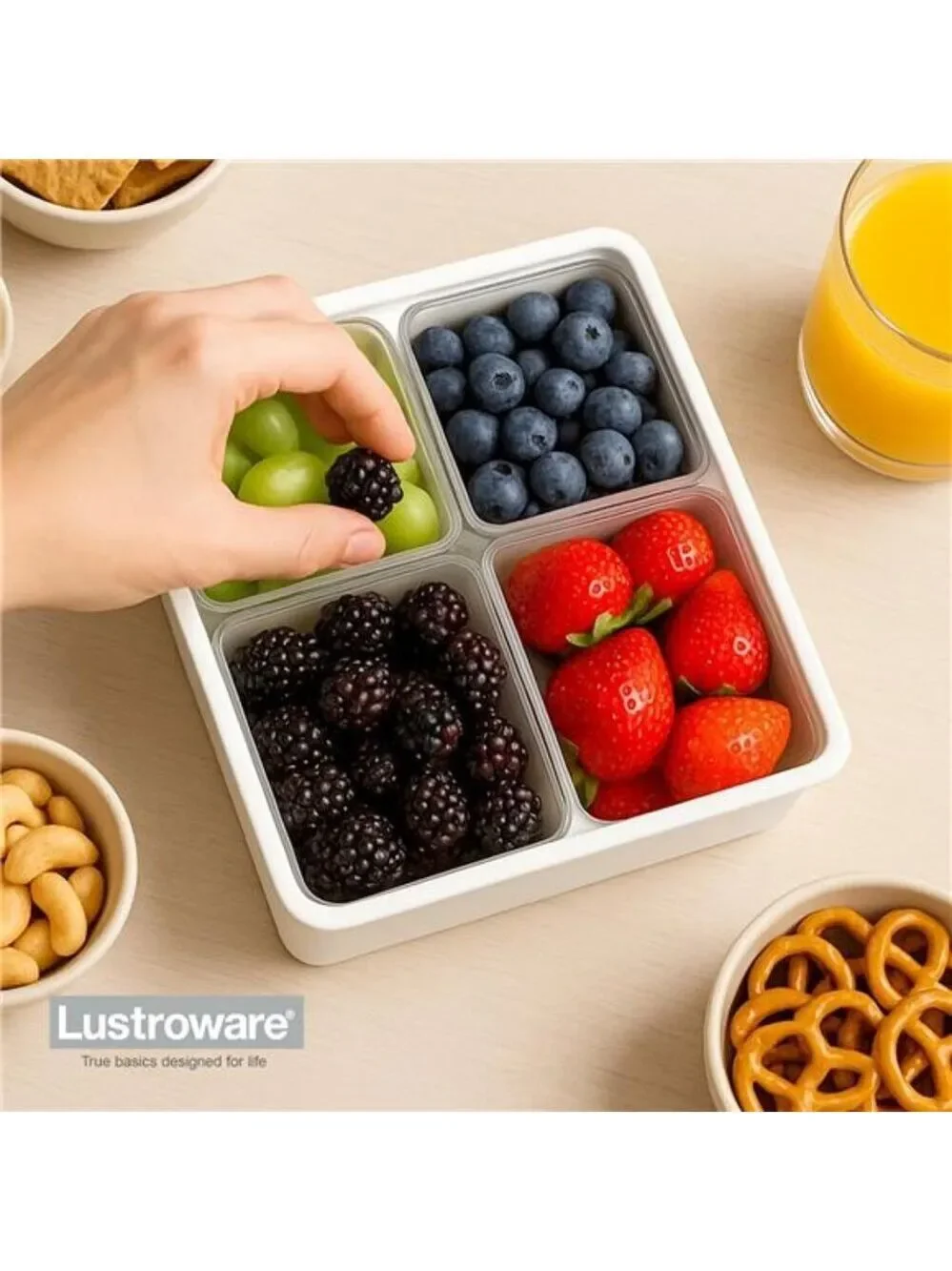 Snack Box 4 Compartment Airtight Serving Tray Portable Charcuterie Fruit Veggie